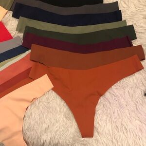 NWOT 8pk  assorted seamless thongs